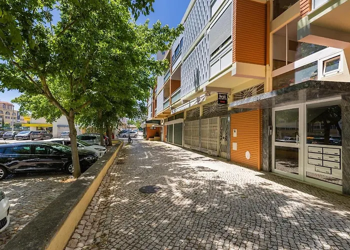 Carcavelos Retreat