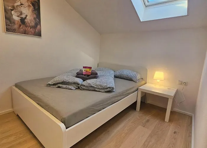 Old Town Modern Charm Apartment