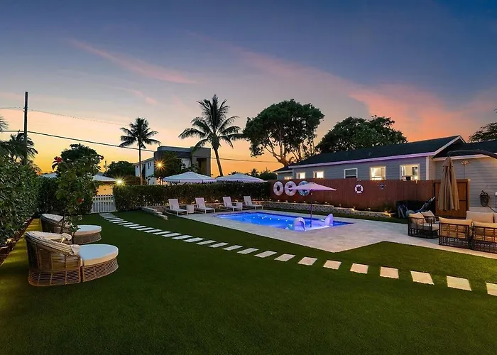 Sleeps 11 Walk To Atlantic Pool W Sun Deck
