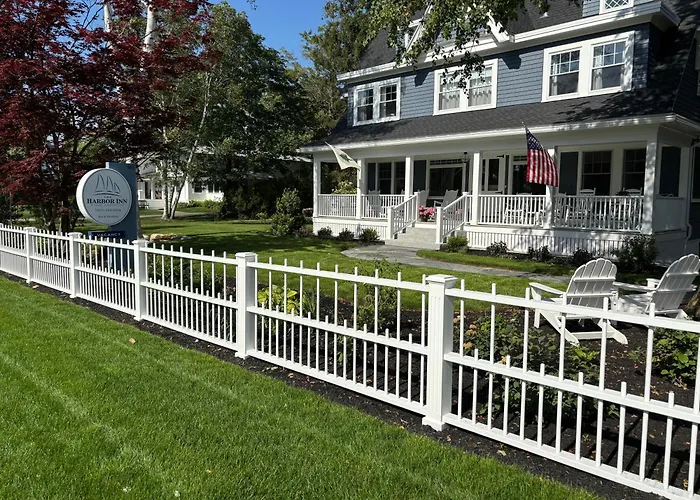 The Harbor Inn