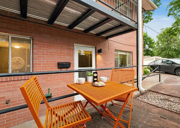 Old Town Condo By Library Park Walk Everywhere!