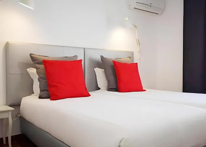 Bulldog Inn - Duna Parque Group
