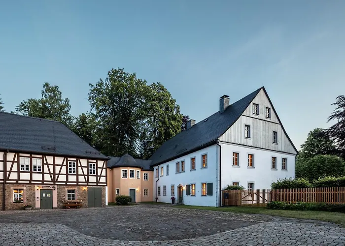 Feine Wohn und Schlafstuben im Herrenhaus I UNESCO Welterbe I Parkplatz I Erzgebirge I Waldbühne