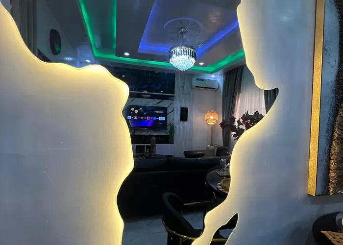Azure Villa Suites Apart Hotel