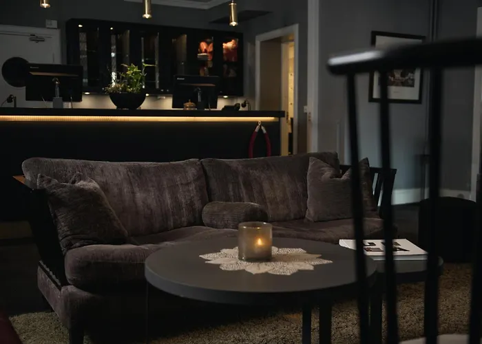 Home Hotel Uman