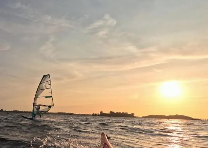 Vakantiehuisje Gelegen Op Een Kattensprong Van Veerse Meer En Noordzee!