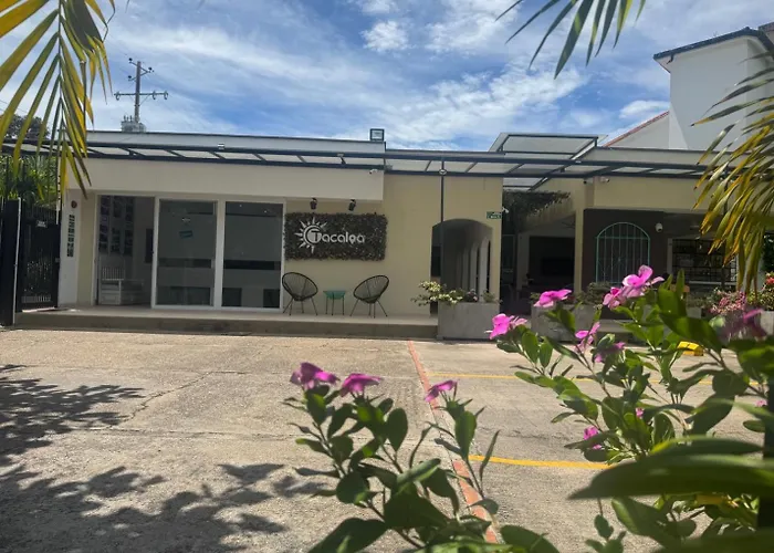 Hotel Tacaloa Inn Experience