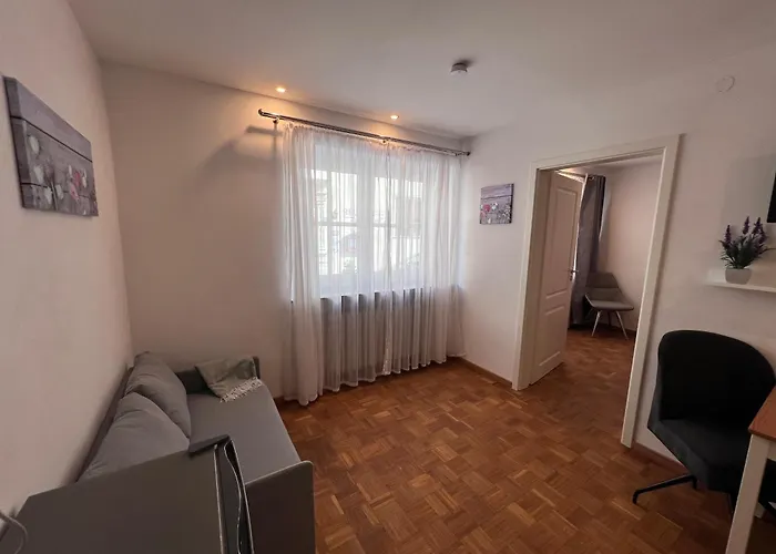 Ferienwohnung Scheuring EG