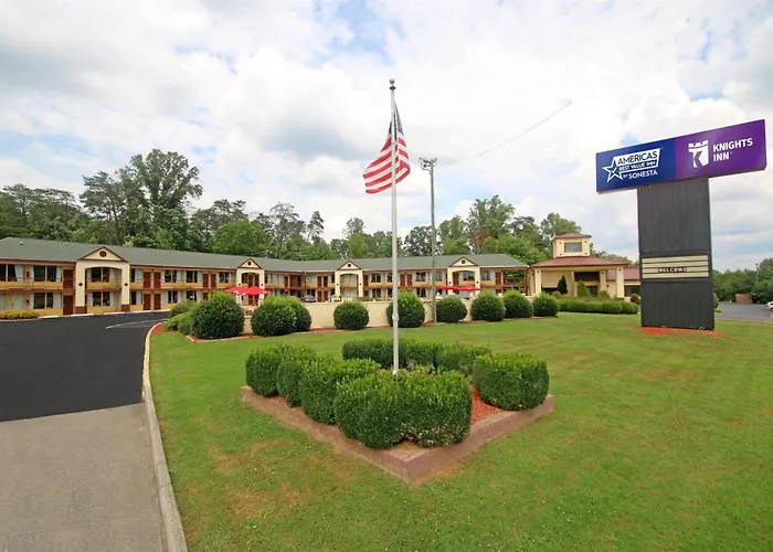 Knights Inn Pilot Mountain