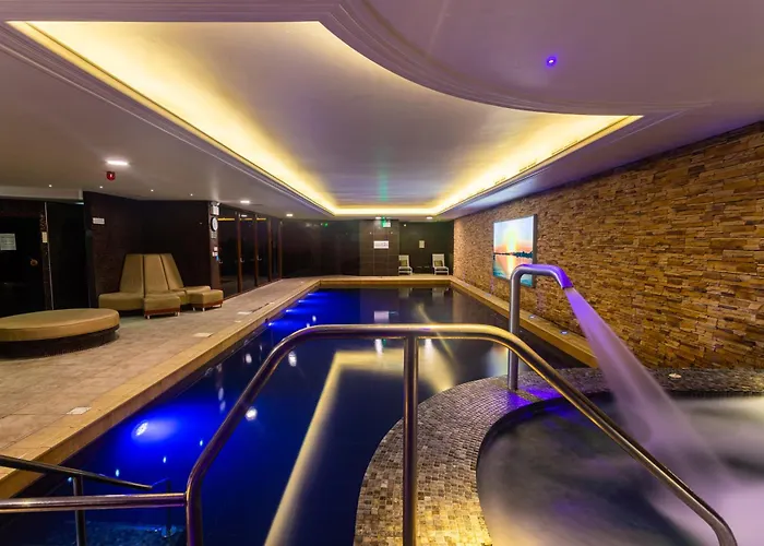 Christchurch Harbour Hotel&Spa