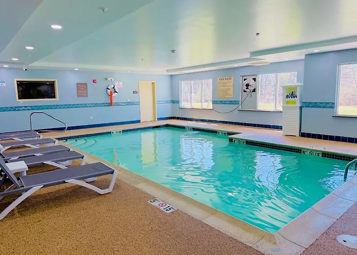 Comfort Inn & Suites Scarborough-Portland