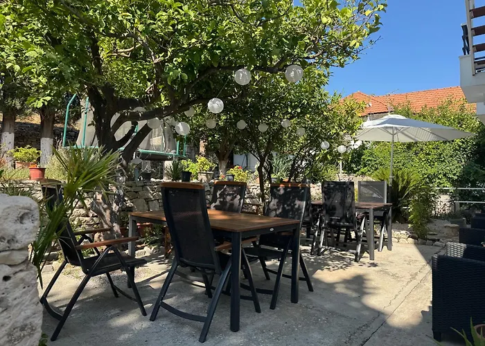 Pythais Hotel