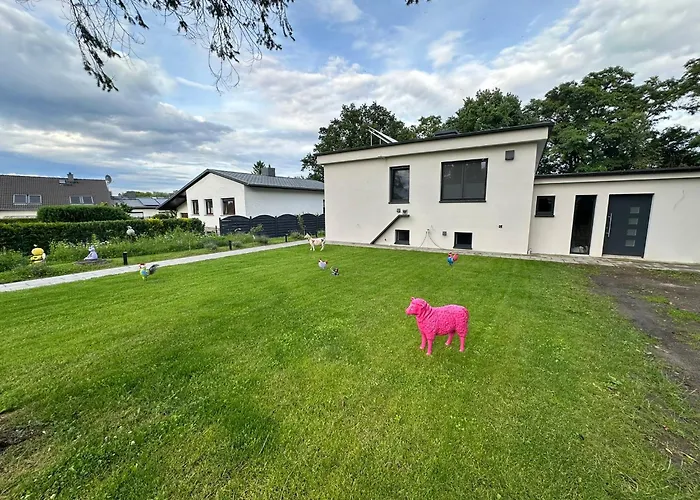 Stylisches See-Studio mit Badezugang&Garten