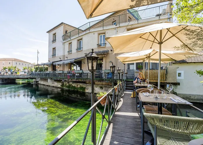 Le Bassin Hotel Restaurant