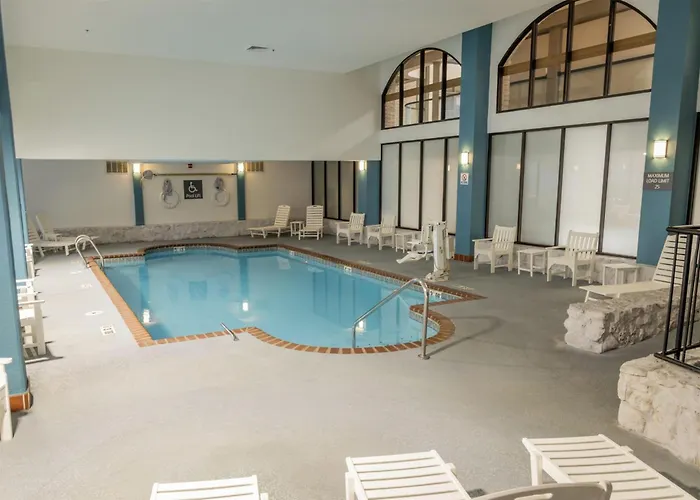 Embassy Suites By Hilton Chicago Schaumburg Woodfield