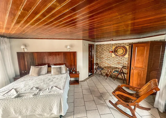 Falésia Praia Hotel