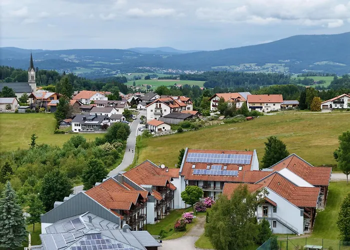 Hotel Sonnenhof - Tante ALMA`s Sommerfrische