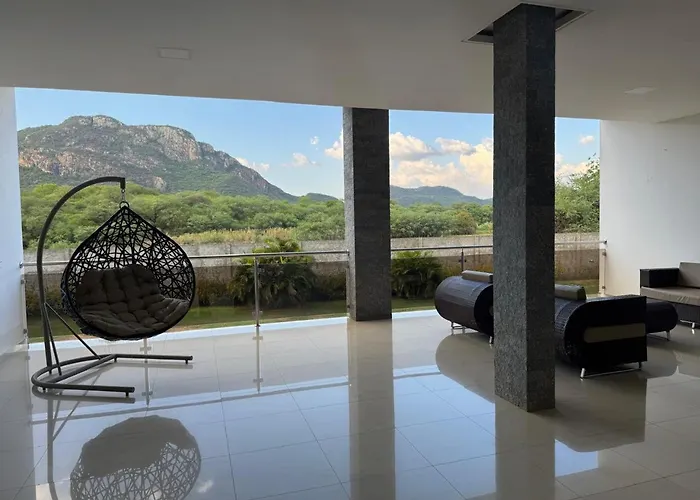 Felipe Hotel