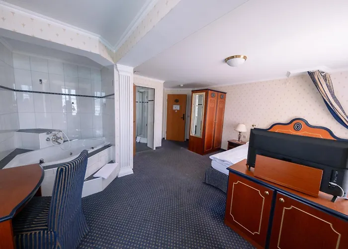 Haus Am See Lakefront Rooms On Lake Thun Self Check-In Digital Reception
