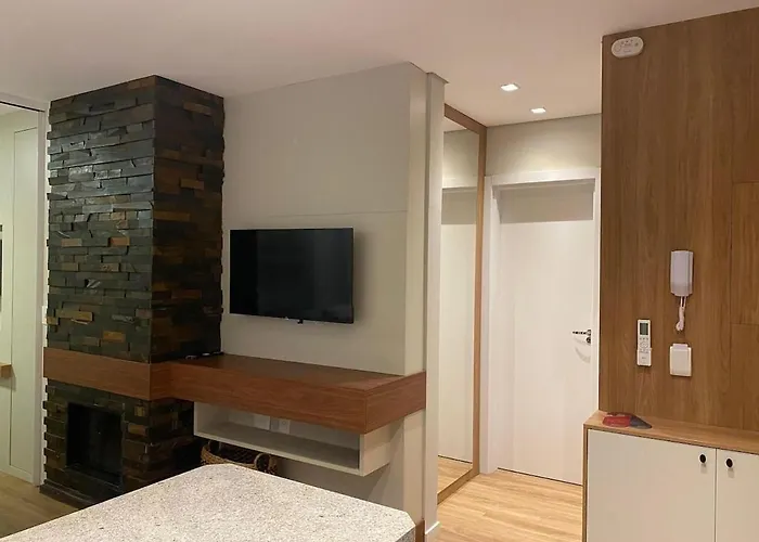Novo Studio 506 - Hidro, Lareira e Piscina Quente