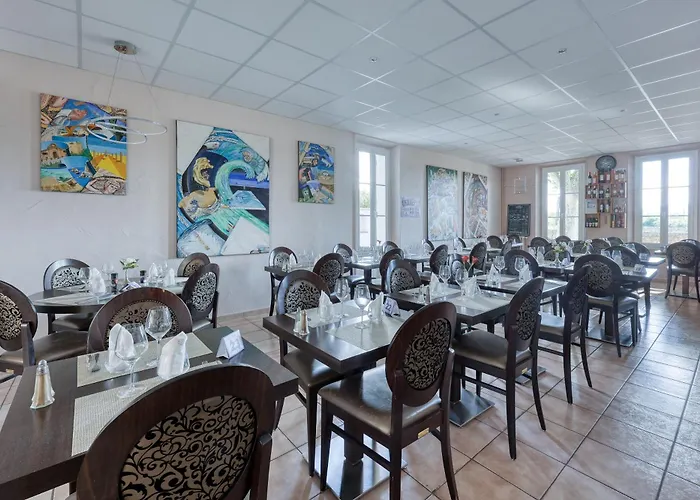 Hotel Restaurant Le Castel Fleuri