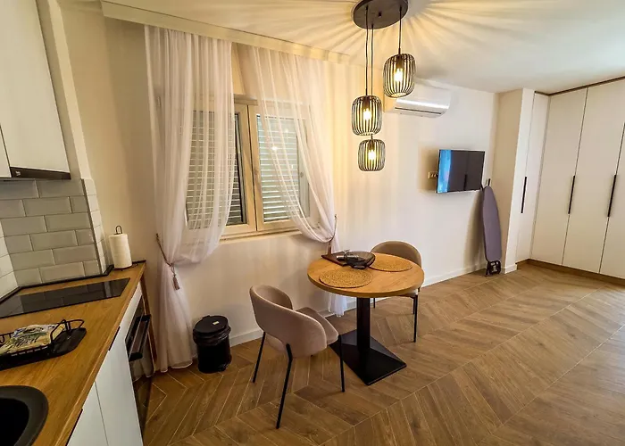 Sea Point Apartments Tivat