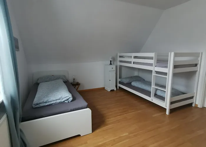 Charmantes Ferienhaus Casa Ella mit Balkon Nähe Kinderklinik