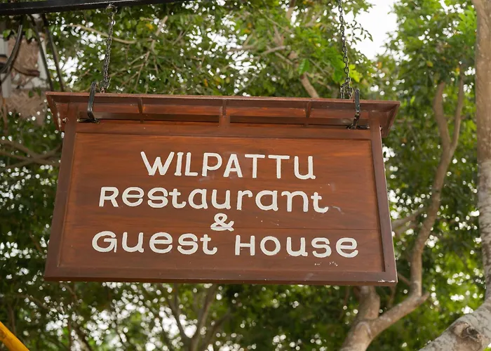 Wilpattu Restaurant & Guest House