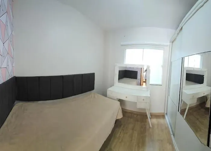 Apartamento Inteiro Próximo ao Empório