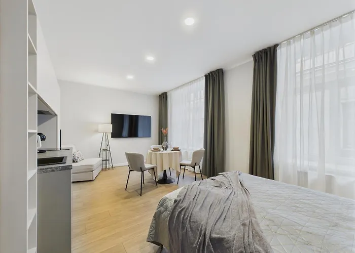 P6 Old Town Apartments