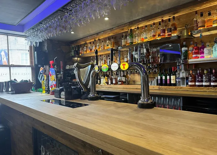 The Square Kintore