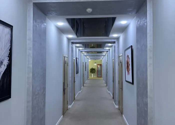 Emin Hotel