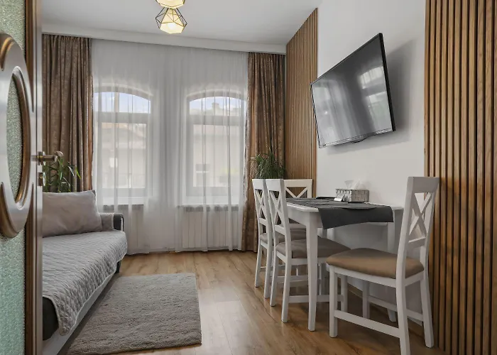 Casa Alba- Oaza Urbana Cu Gradina Privata