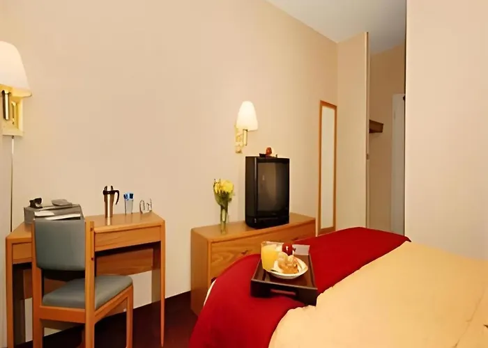 Quality Inn Dayton North - Vandalia