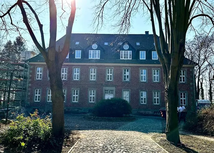 Idyllisches Wohnen im Schloss