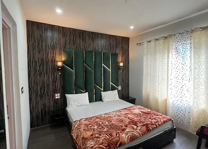 Pearl Residency