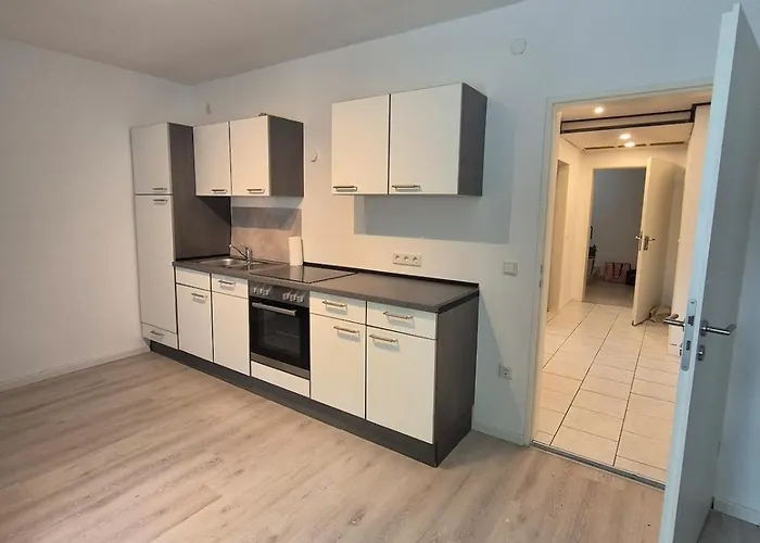 Großzügige 96 qm Wohnung mit 2 Schlafzimmern und großem Wohnzimmer