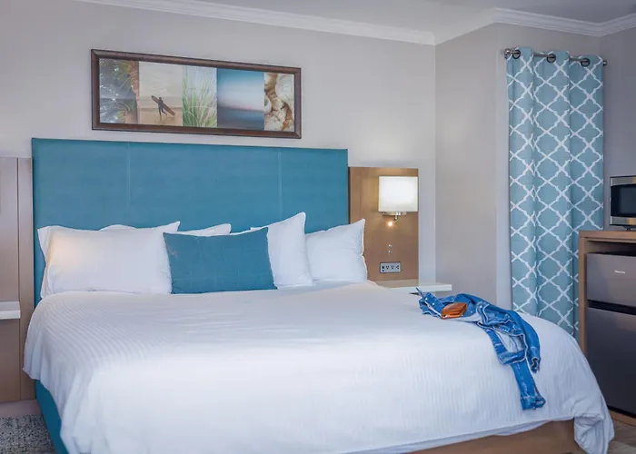 Marina Beach Hotel