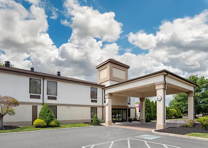 Quality Inn & Suites Nj State Capital Area