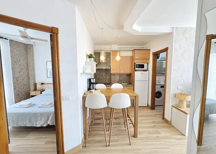 Apartamentos Ohana Los Cristianos Centro Y Playa