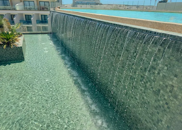 Qawra Palace Resort & Spa