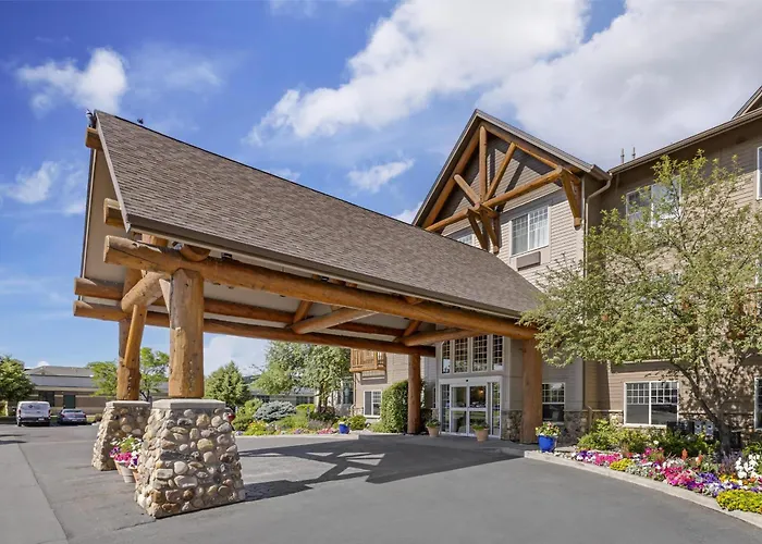 Best Western Plus Riverfront Hotel And Suites