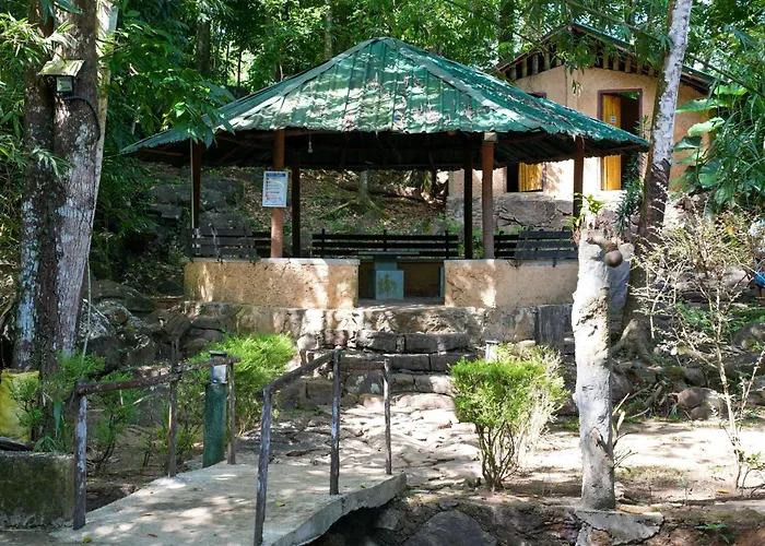 Tappers' Village Nature Resort & Retreat Centre, Kiriella