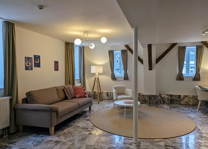 Ferienwohnungen Stadt Merzig Appartement Piatti und Appartement Bücherliebe