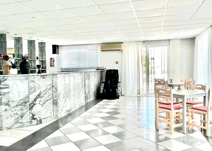 Eleana Hotel By Ghh