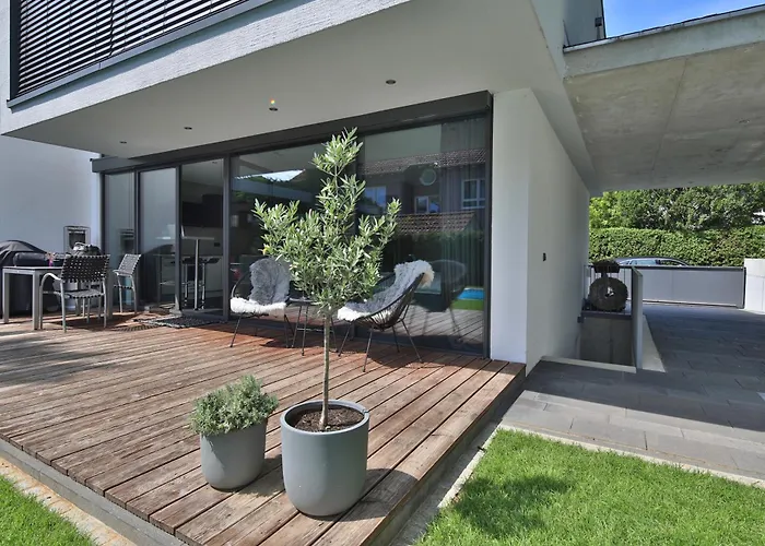 Modernes Studio-Apartment - Gartenblick