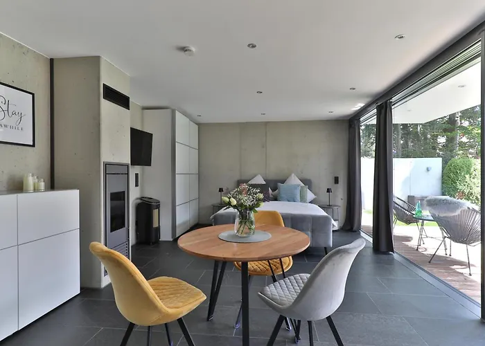 Modernes Studio-Apartment - Gartenblick