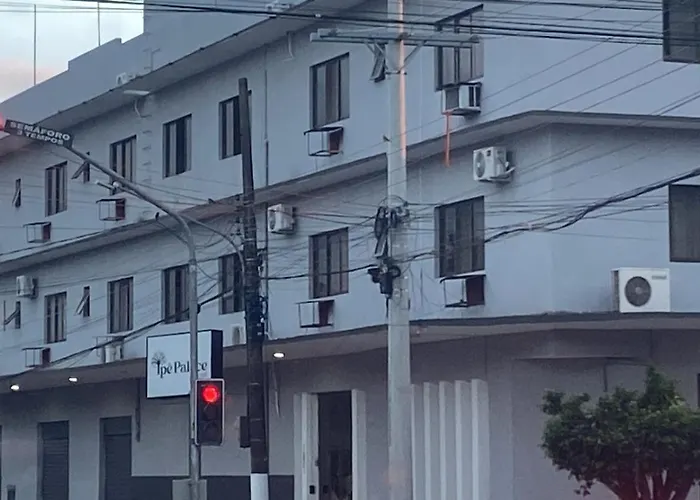 Ipe Palace Hotel