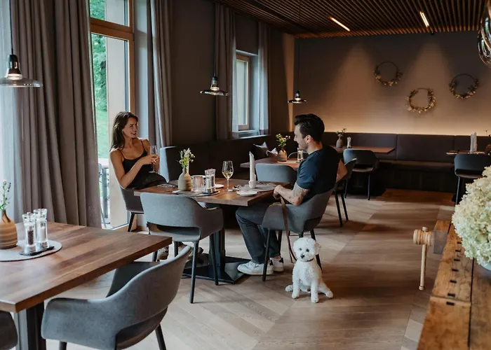 Hotel Bergzeit