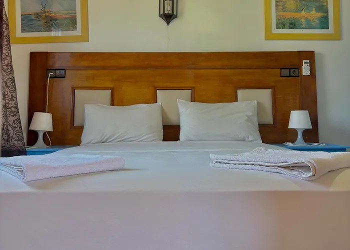 Hotel L'Arganier D'Ammelne-Tafraout